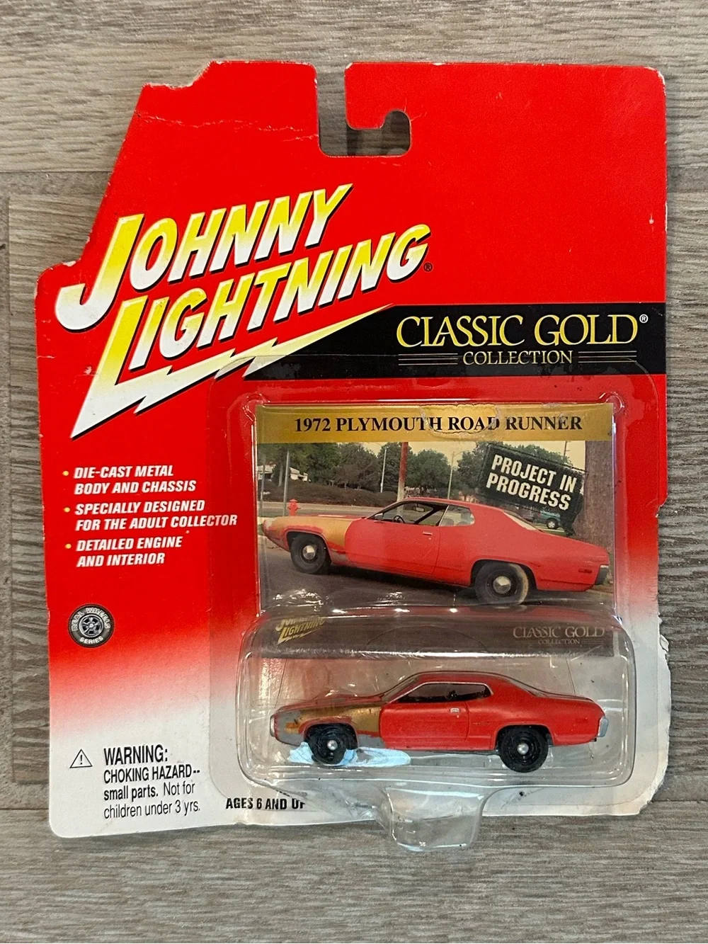 VTG Johnny Lightning Classic Gold Collection “1972 Plymouth Roadrunner” Red